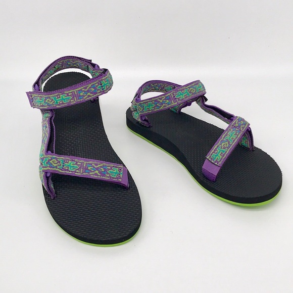 teva lizard sandals
